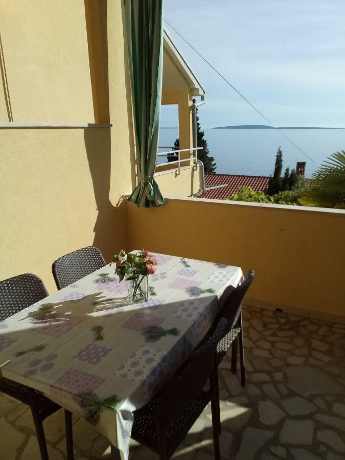 Apartments Pinezic Martinšćica Екстериор снимка